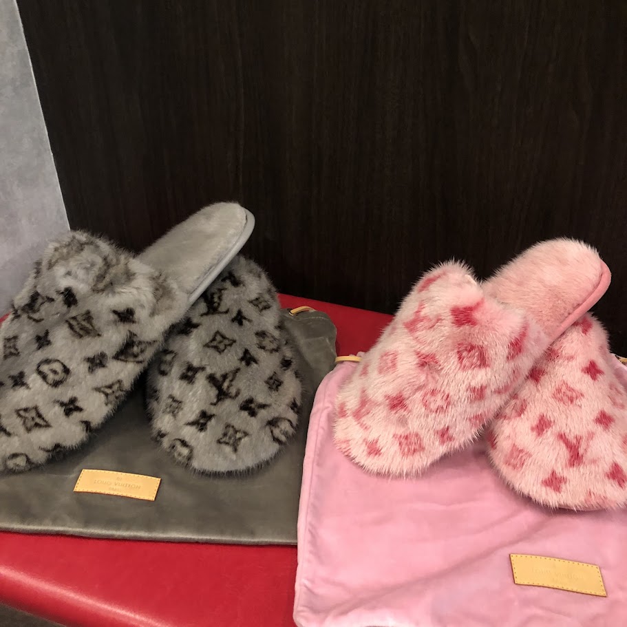 ルイヴィトン ミンクスリッパ 買取 まねきや京都四条本店