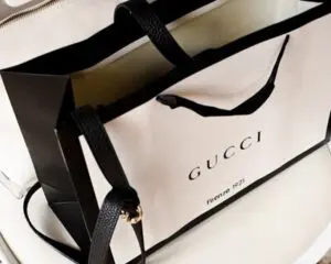 金・ダイヤの買取ならまねきや