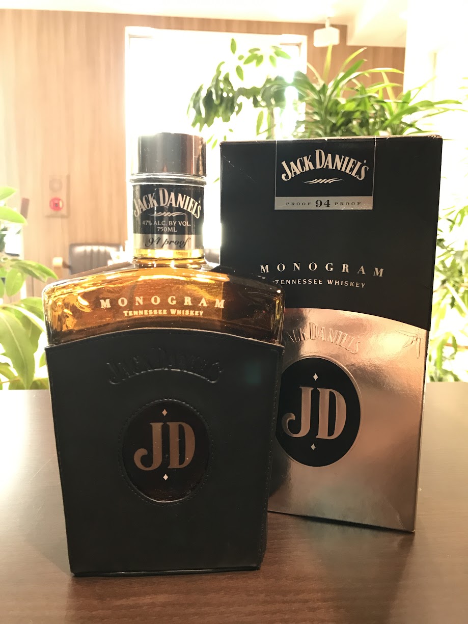 ジャックダニエル モノグラム 750ml