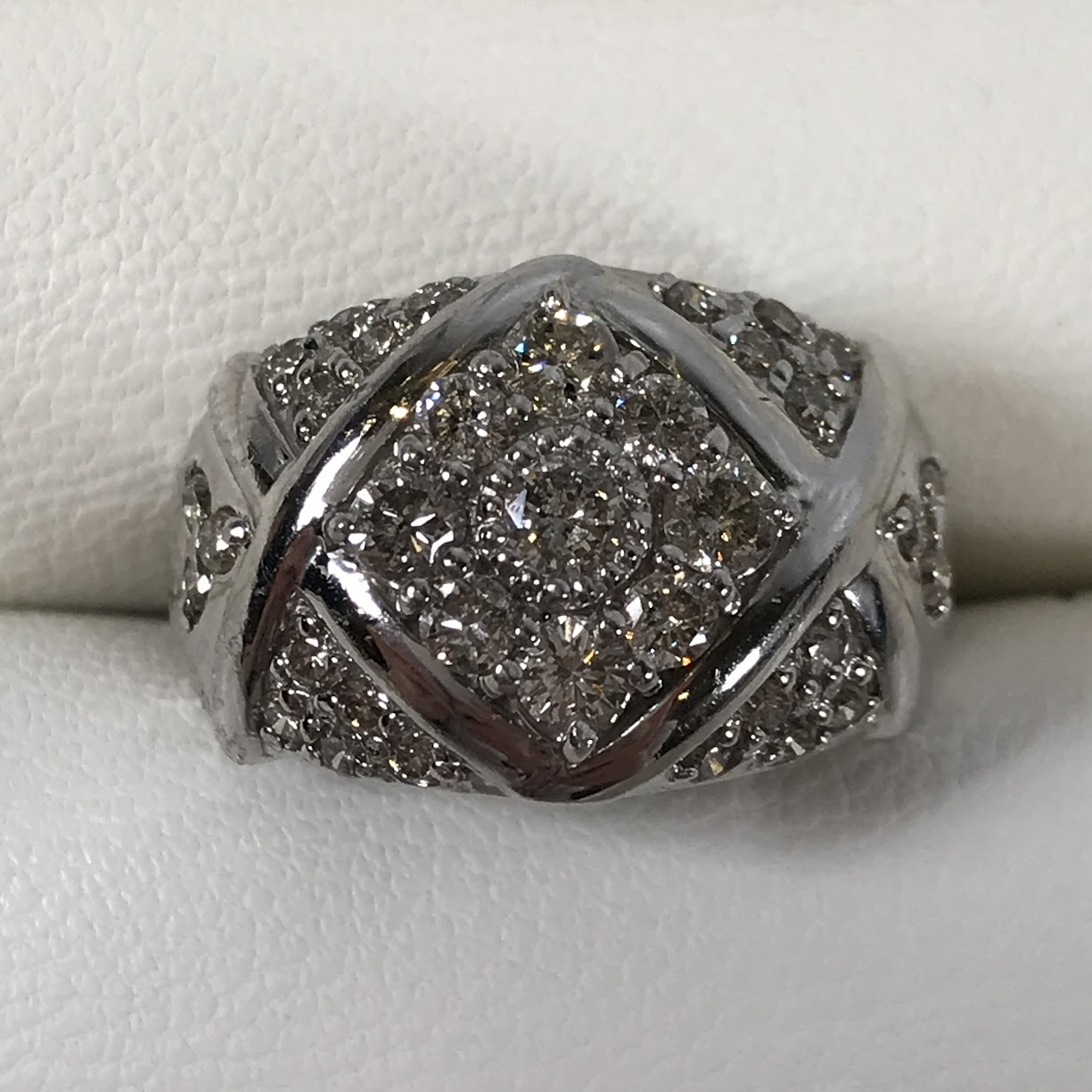 Pt900ダイヤR 1.00ct