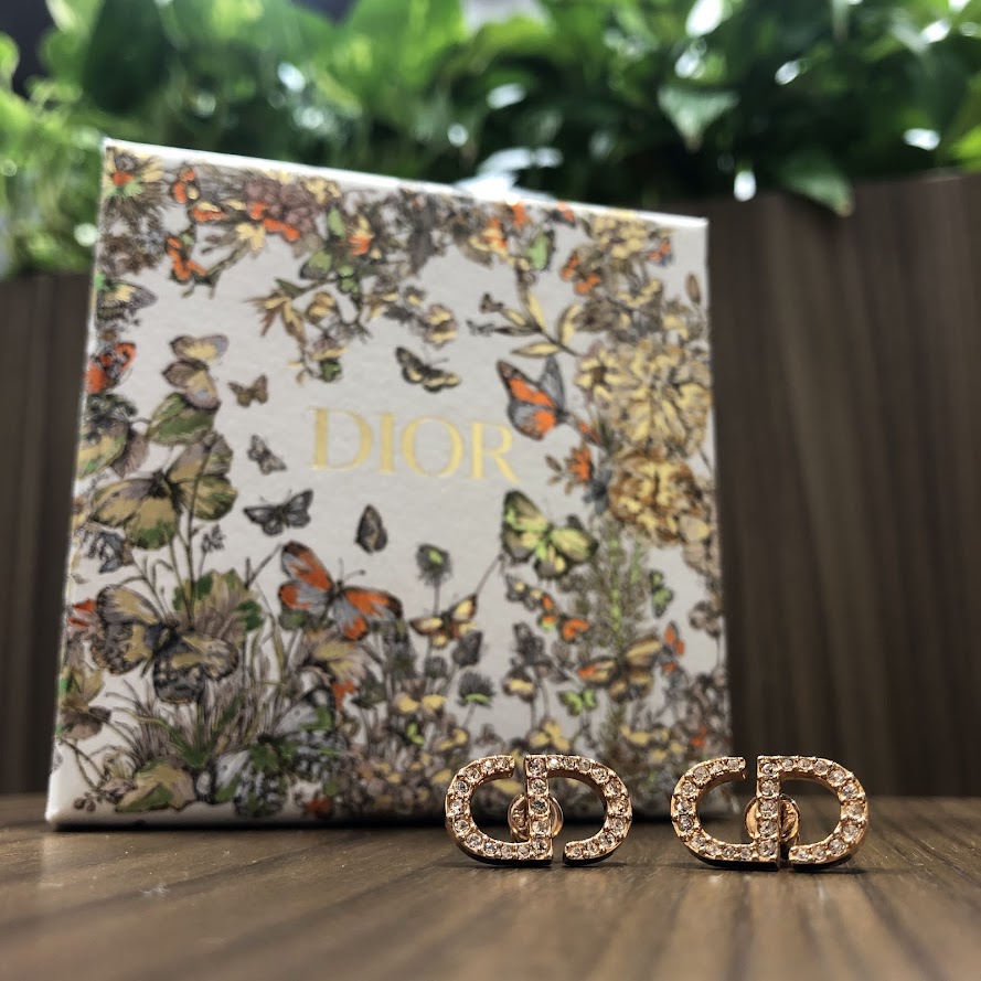 ディオール　CDロゴピアス