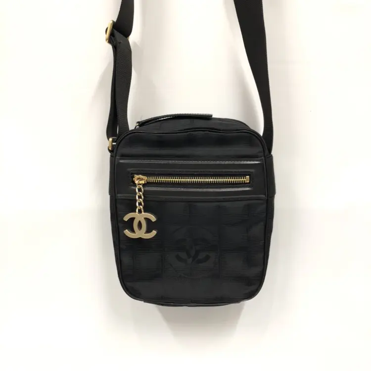シャネルトラベルライン　ショルダー CHANEL シャネル ニュートラベルライン Newトラベルライン