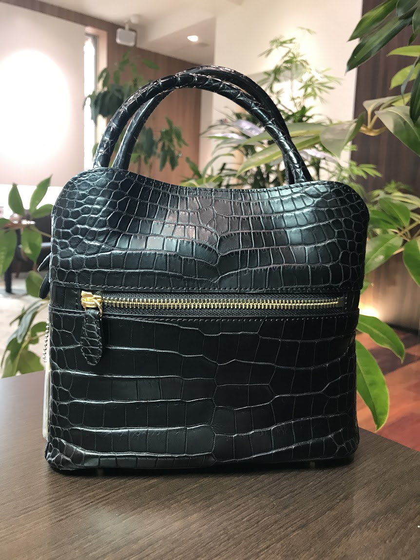 クロコダイルレザーバッグ