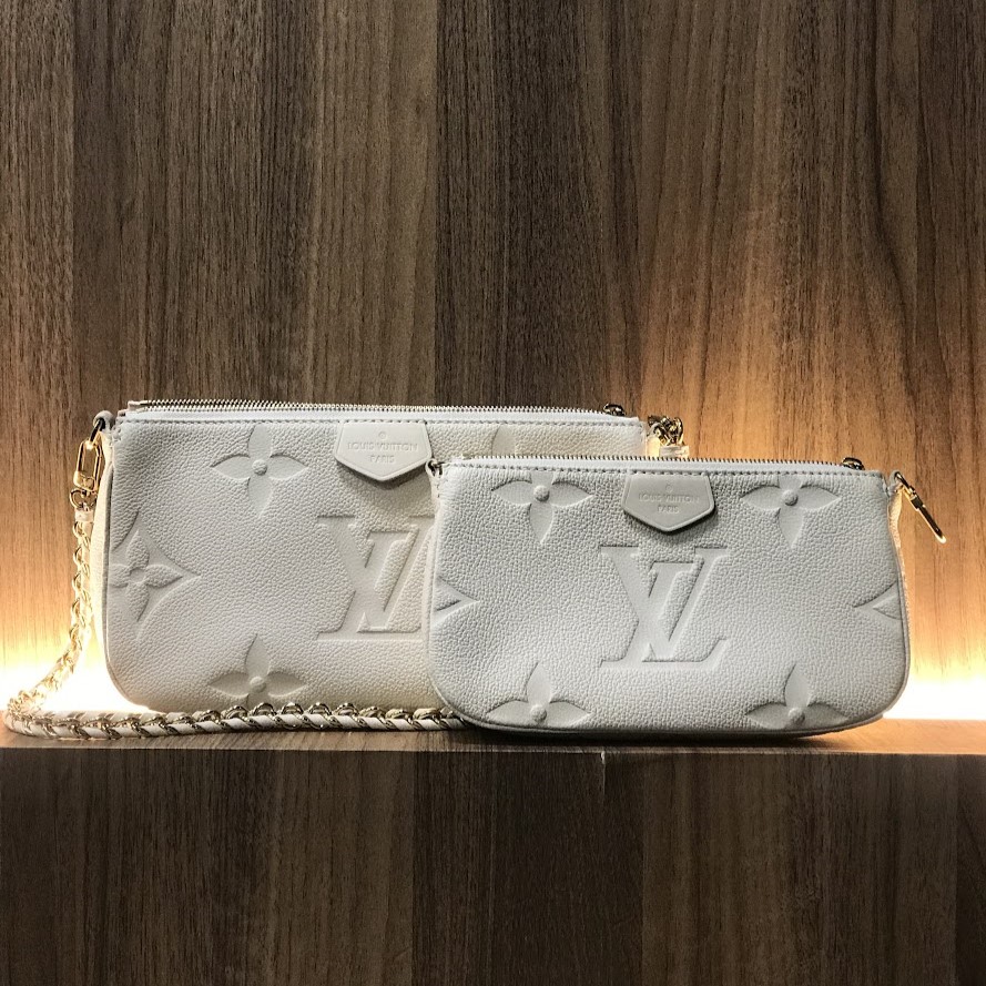 ルイヴィトン モノグラム アンプラント ミュルティポシェット アクセソワール M46568