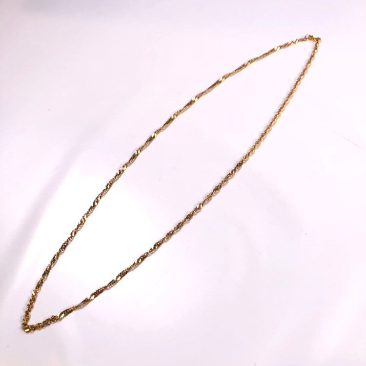 刻印なしの金ネックレス