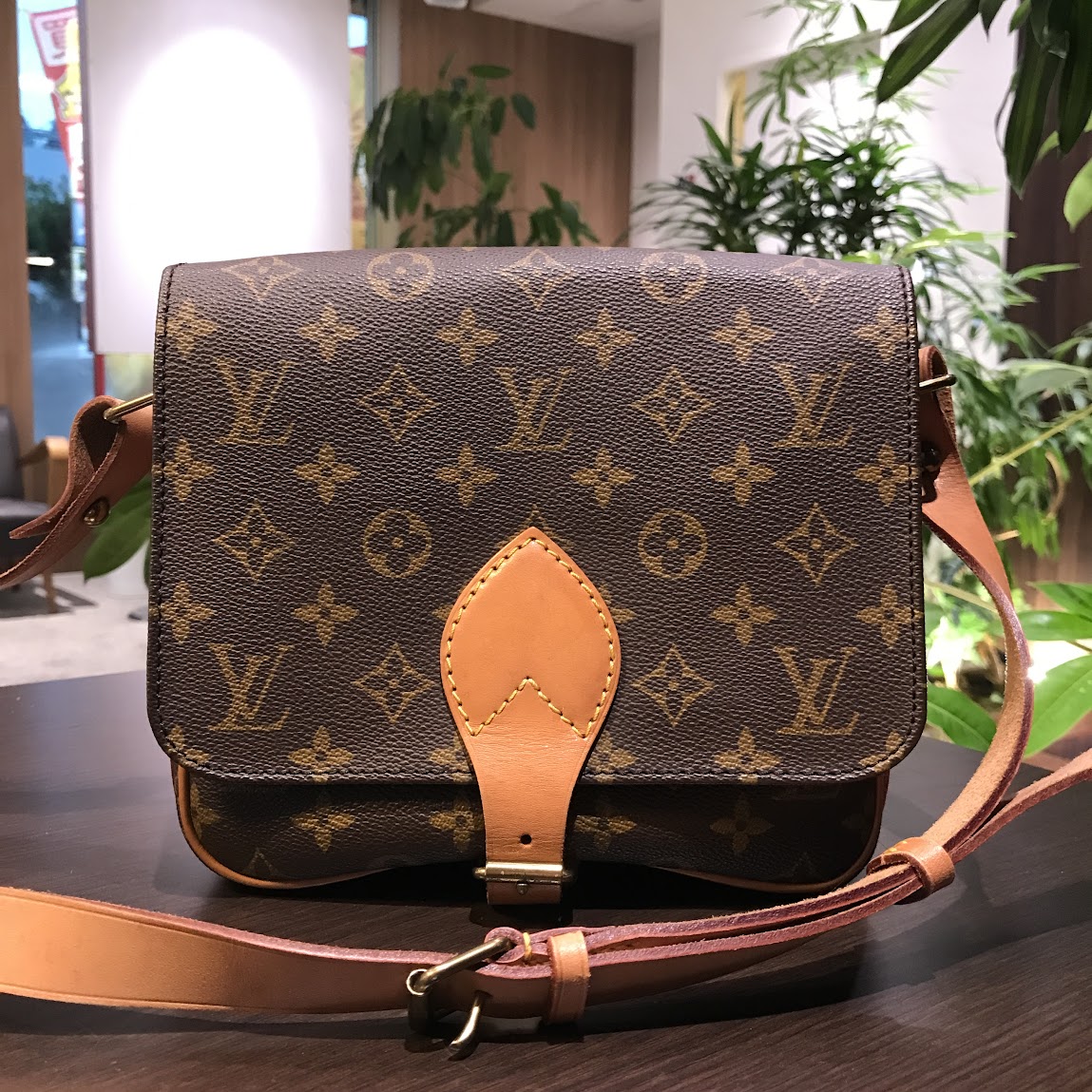 ルイ・ヴィトン カルトシエール MM