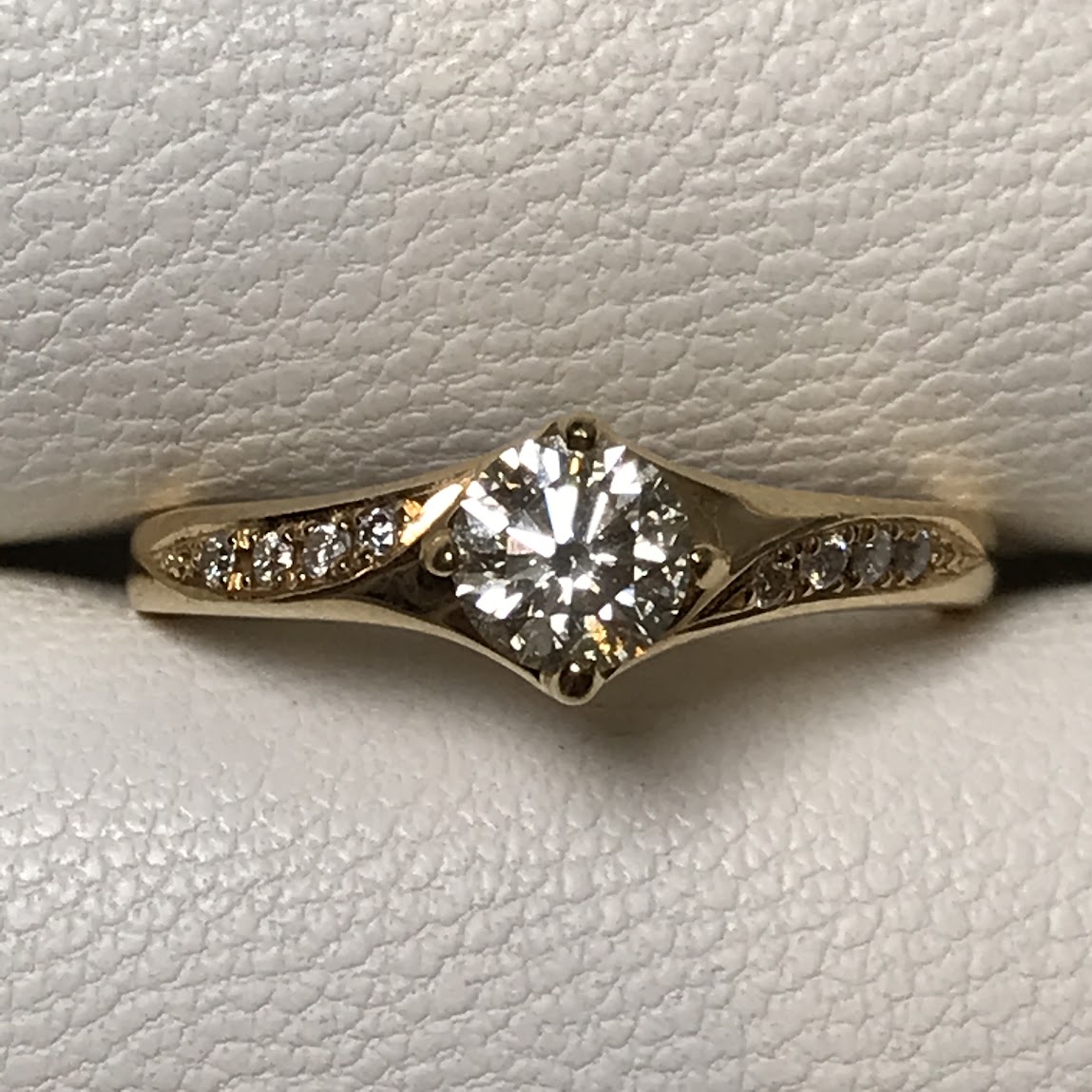 K18リングD0.371 メレ0.05