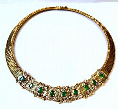 K18エメラルドネックレス