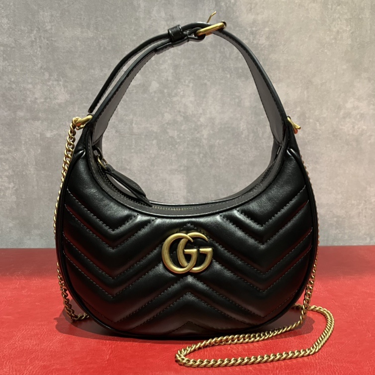 グッチ GGマーモントハーフムーンミニバッグ 心斎橋本店 買取