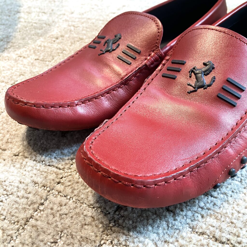 TOD'SドライビングシューズFerrariつま先